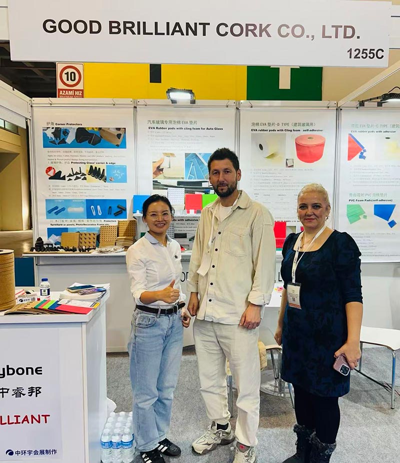 برطانیہ کے راستے میں ایک مکمل کنٹینر!